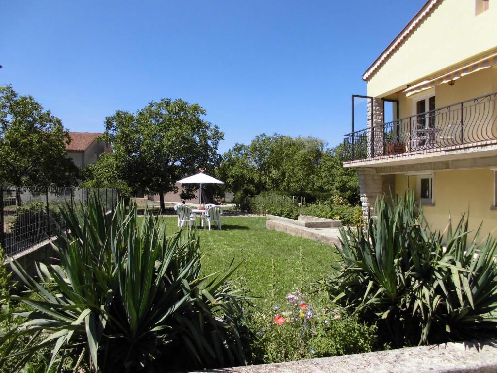 Gîte Le Bouquet Châtillon-en-Diois Extérieur photo